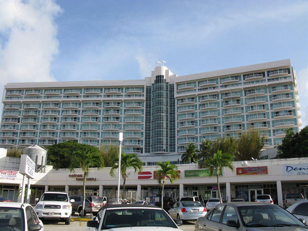 Verona Resort & Spa Tumon Exterior foto